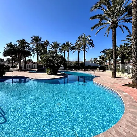 El Palmar, Lydia Suset 데니아